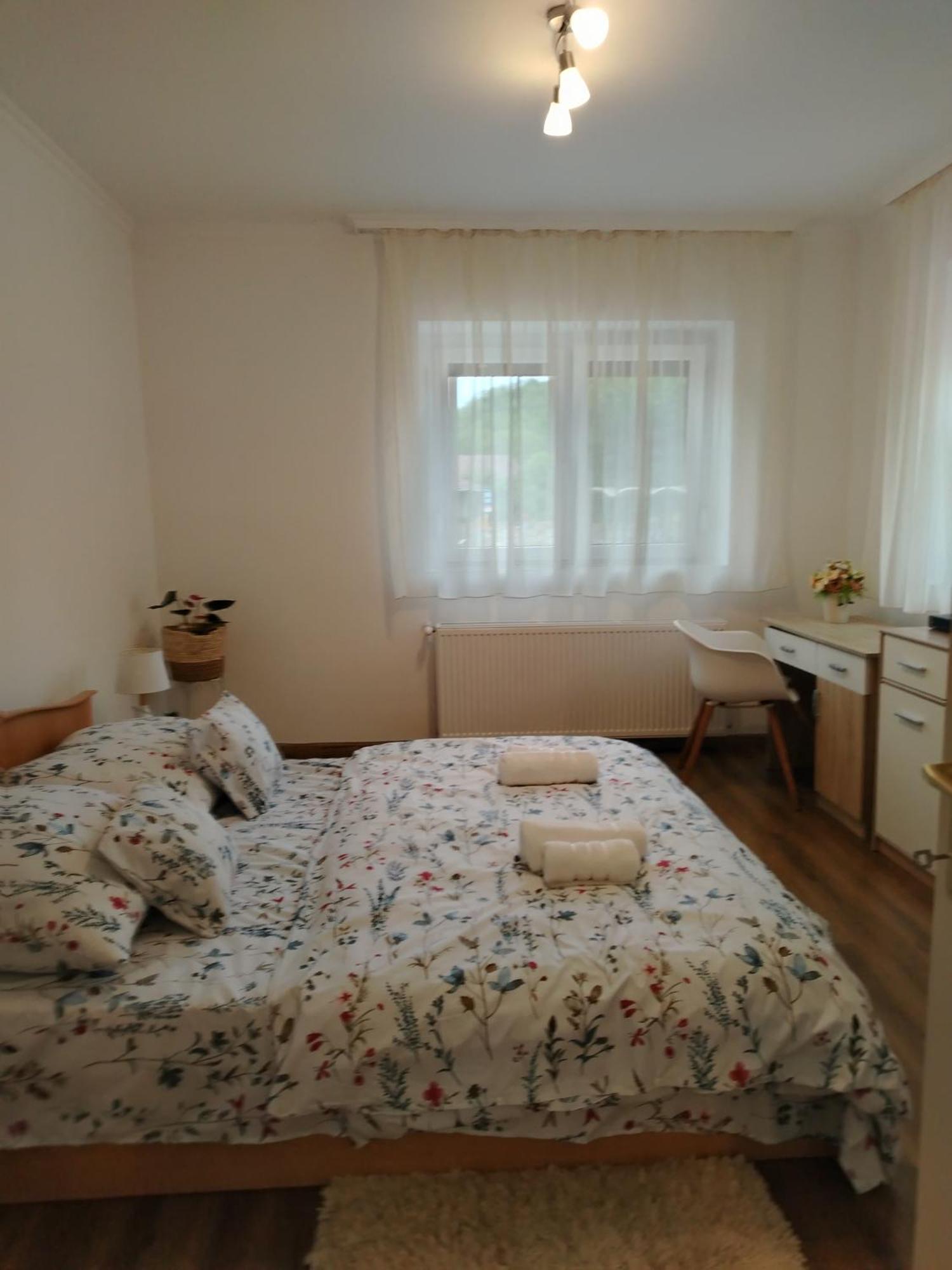 Kaptarko Apartmanhaz Demjén Extérieur photo