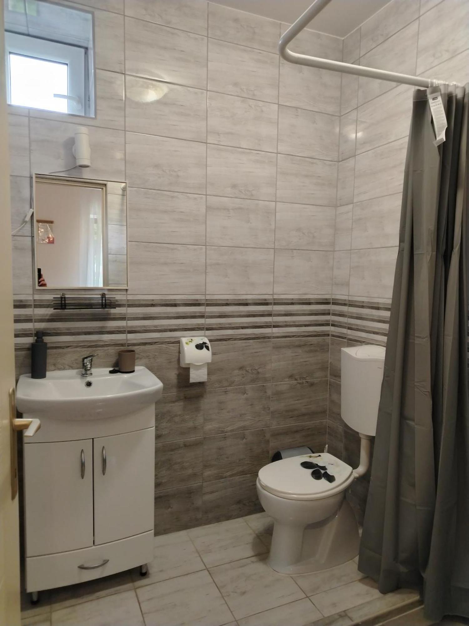 Kaptarko Apartmanhaz Demjén Extérieur photo