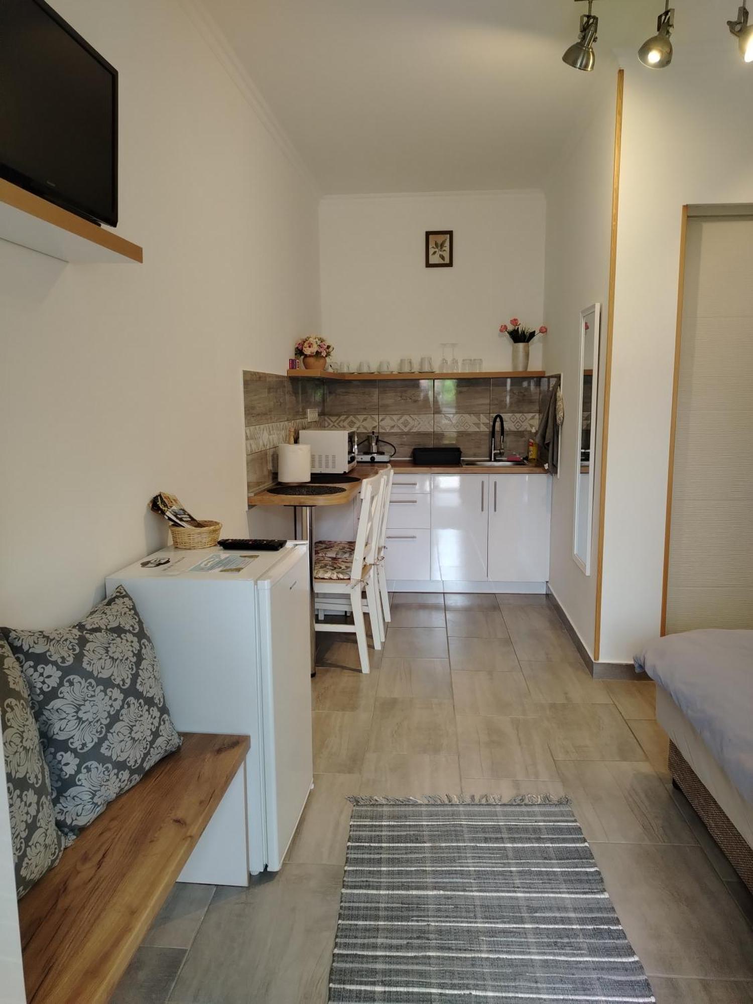 Kaptarko Apartmanhaz Demjén Extérieur photo
